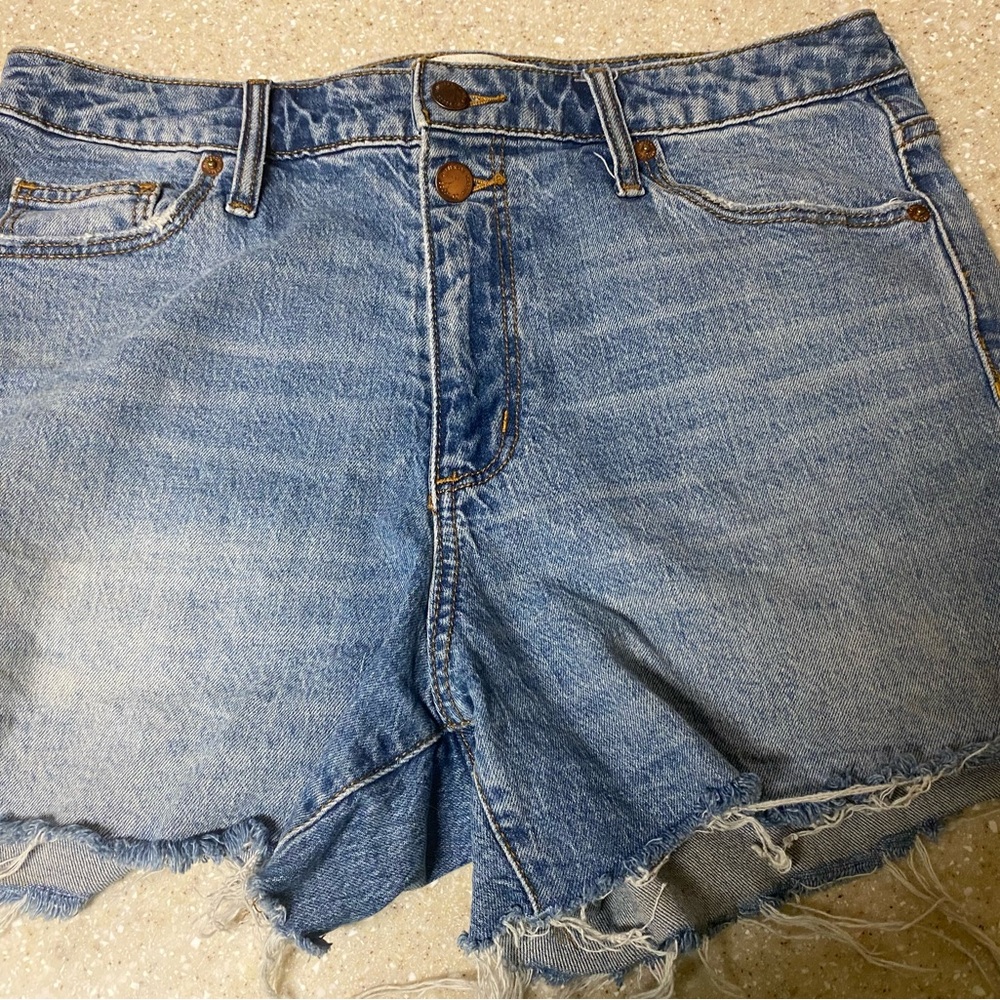 Universal Thread Blue Jean Shorts with Distressed Raw Hem